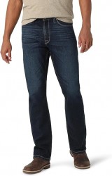 Wrangler Men's Relaxed Fit Boot Cut Jeans 