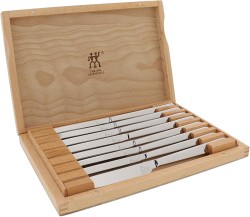 ZWILLING JA Henckels 8-pc Steak Knife Set w/ Presentation Box 